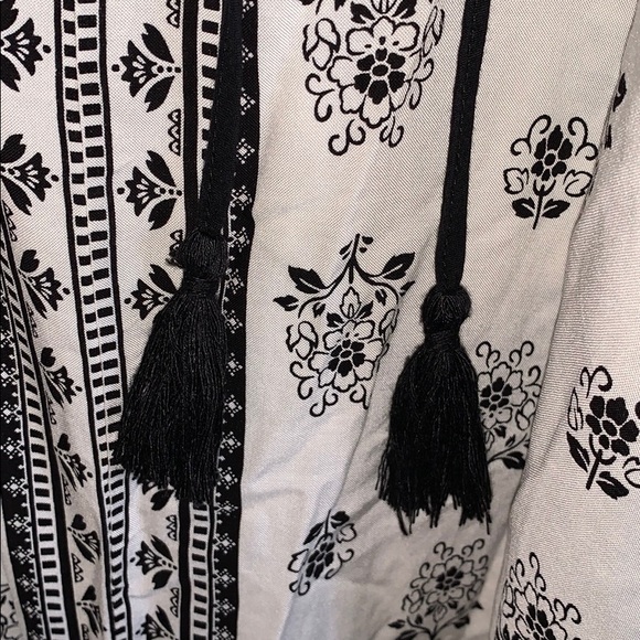 NWOT Flying Tomato Backless Halter Maxi Dress - Picture 5 of 6